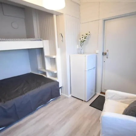 Pieni Merenrantamokki 38m² * Nagu