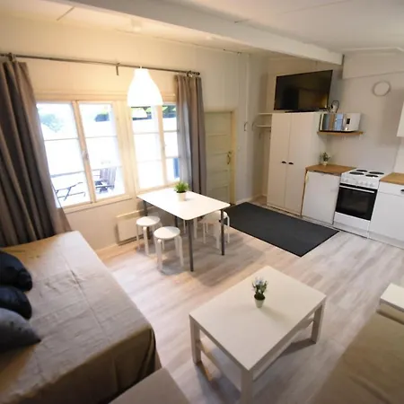 Pieni Merenrantamokki 38m² * Nagu